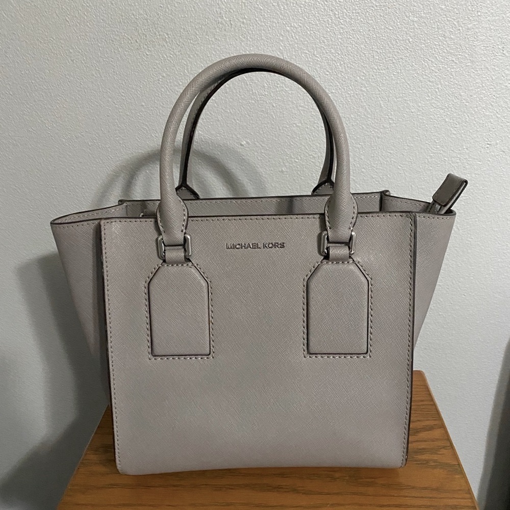 Michael Kors Mini Tote in Grey Pearl